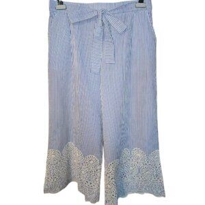 Solitaire Blue & White Striped Eyelet Hem Wide Leg Capris XL